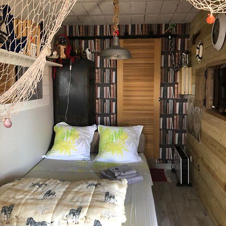 Апартаменты Studio Pirate Vue Mer - Soleil Levant Ла-Сьота Экстерьер фото