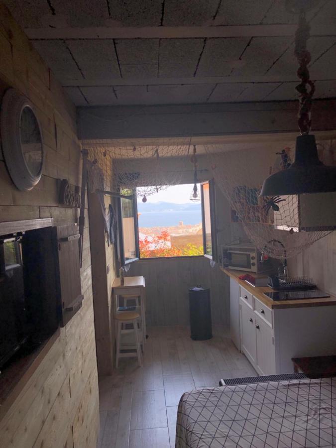 Апартаменты Studio Pirate Vue Mer - Soleil Levant Ла-Сьота Экстерьер фото